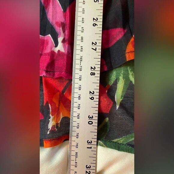 Biz Tango Blouse Women’s Medium Red Multicolored Floral Pleated Tunic - Picture 4 of 5